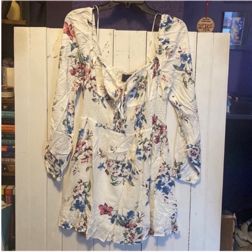 Lumiere Urban Outfitters Mini Dress White Floral Size M